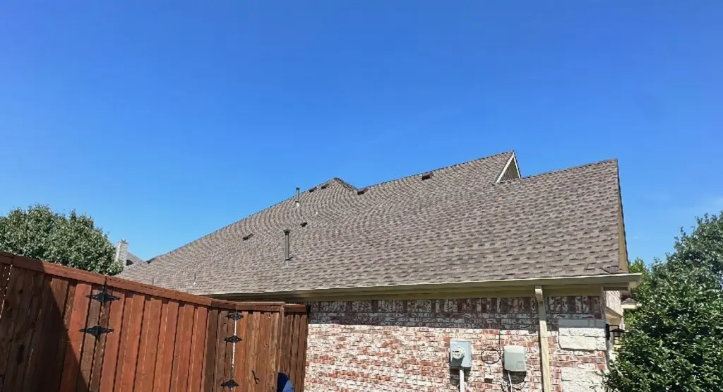 Completed roof replacement project in Leighton